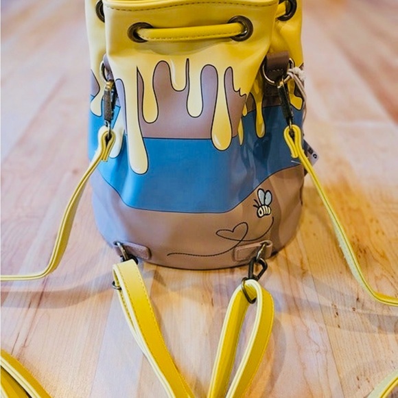 Loungefly Winnie the Pooh 95th Anniversary Honey Pot convertible backpack/purse. - Picture 6 of 6
